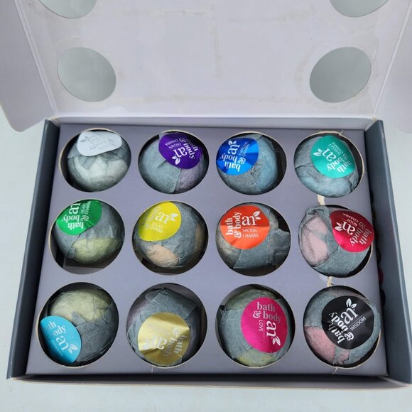 NEW 12 Large Bath Bombs Gift Set kit Natural Handmade Essential Oil Spa Bubble B - Picture 1 of 14